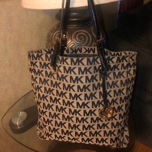 Michael Kors Tote
